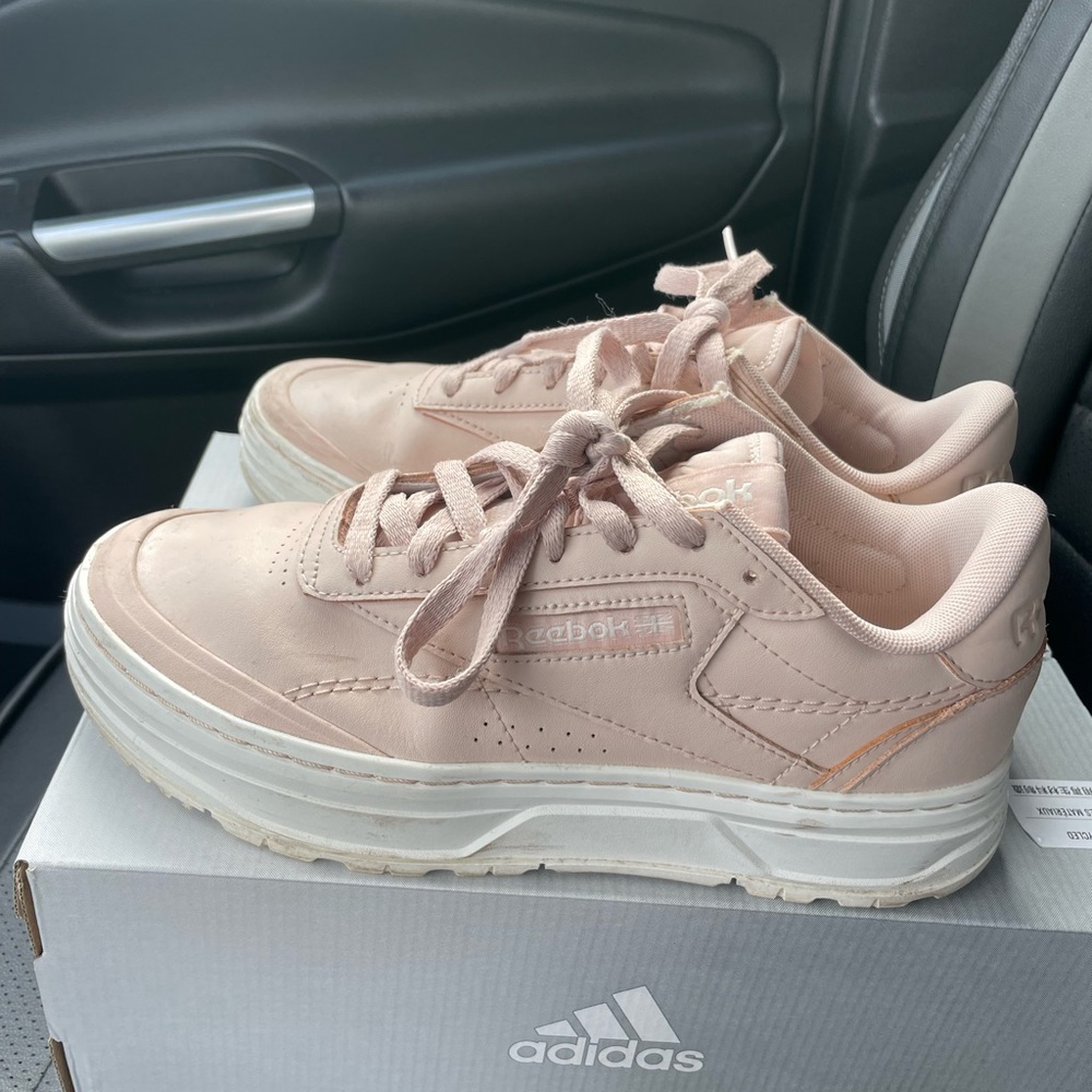 Reebok Geo Platform in Pink